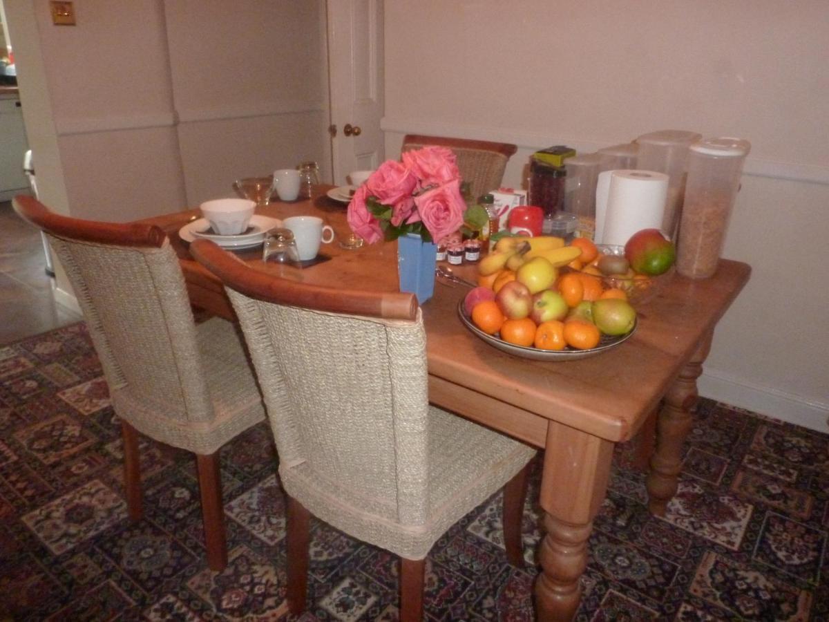 Endearing Edwardian House In Quaint Deal, Kent エクステリア 写真